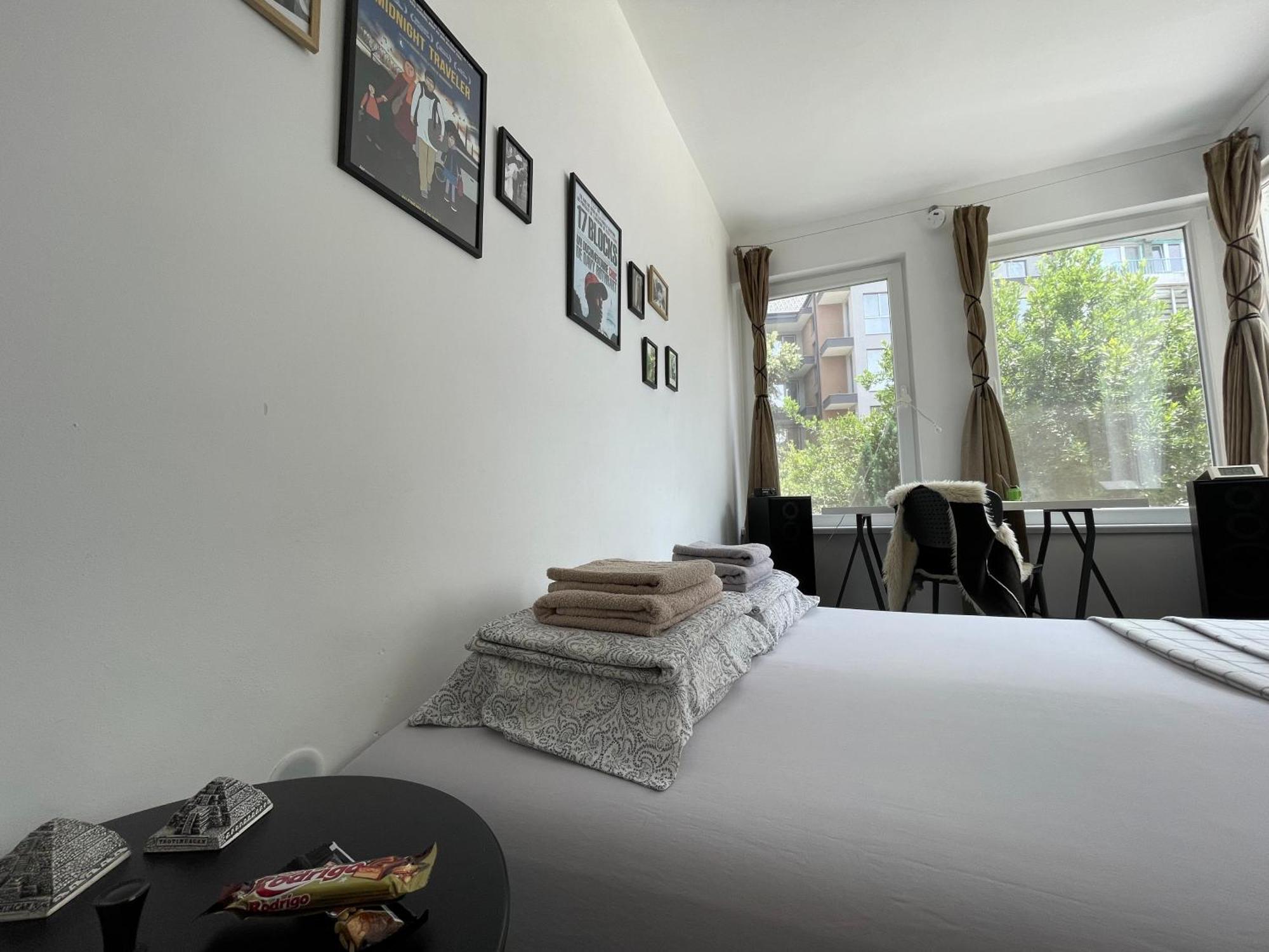 Modern Flat Near Downtown Plovdiv Apartment Bagian luar foto